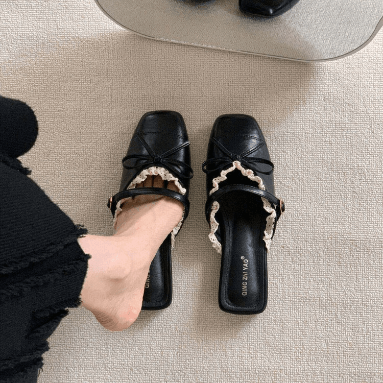 Delikat Slide med Snøre — billede 1
