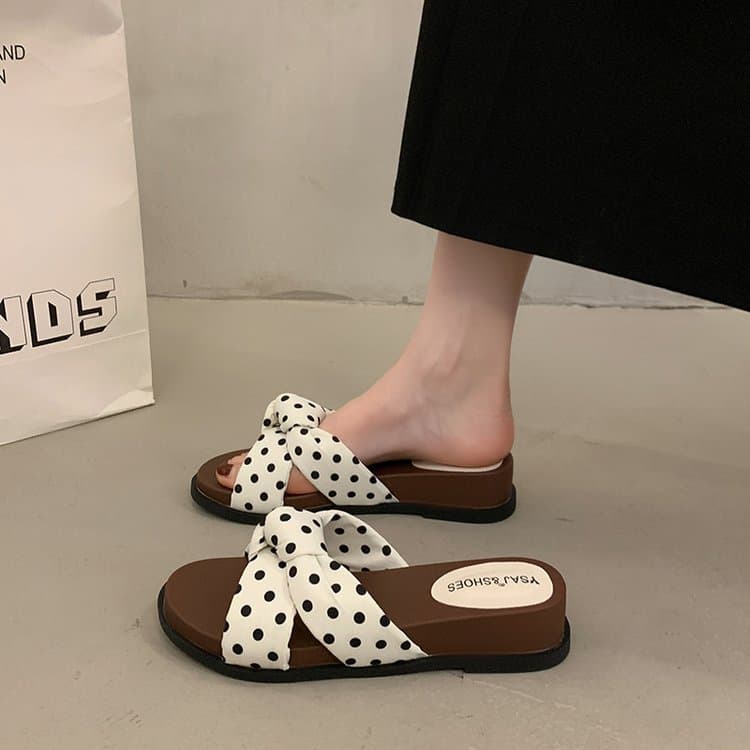 Gracil Mule med Snøre — billede 1