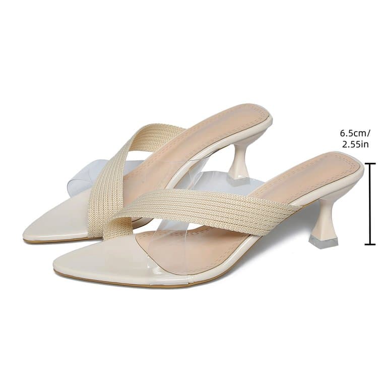 Chic Sommersandal med Gulddetalje — billede 1